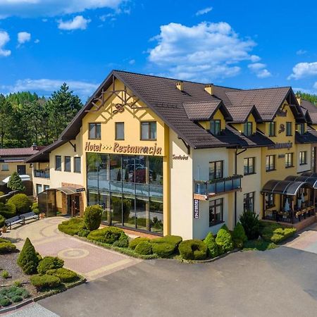 Hotel Szelcow Lesko Eksteriør billede